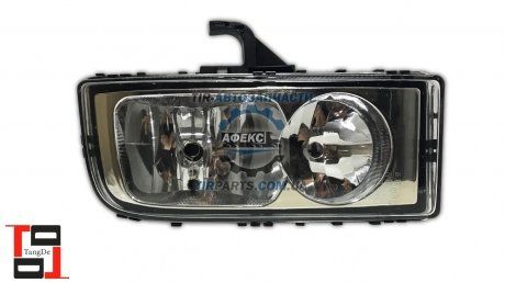 Reflektor prawy Mercedes Axor (znaczek E-Mark) (9408200261) (TANGDE | td01-50-021r)