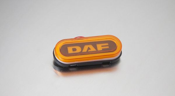 Ліхтар габаритний овал НЕОН напис "DAF" жовтий MG101586 фото