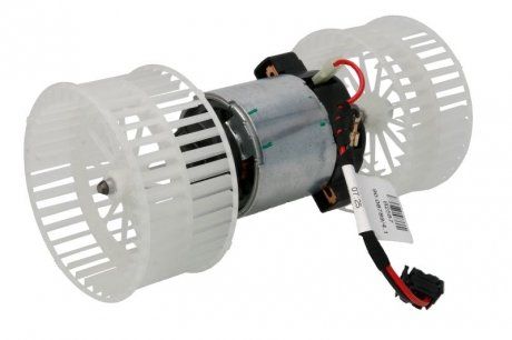 Моторчик вентилятора (24В) MERCEDES ACTROS MP2 / MP3 10.02- (MAHLE / KNECHT | ab 152 000p) 2498731-1 фото