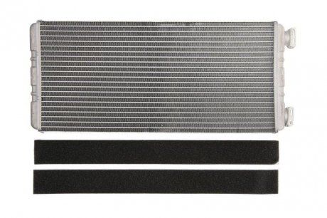Grzejnik piecowy (175x370x32mm) MERCEDES ACTROS MP2 / MP3 OM541.920-OM542.964 10.02- (AVA COOLING | me6248)