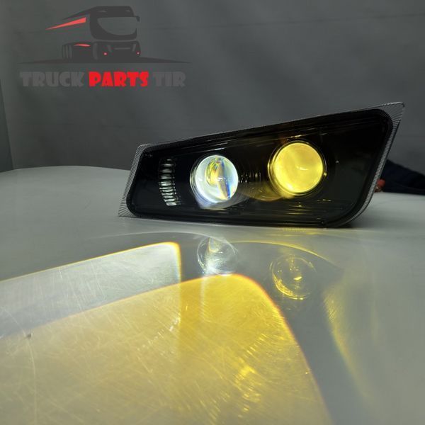 Lampa przeciwmgielna prawa Volvo FH12/FH16 >2008 H3/H3 (podw&oacute;jna), 21297917