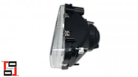 Lampa główna Livy DAF XF95 1997 (znaczek E-Mark) (1293360) (Tangde | TD01-61-001BL)
