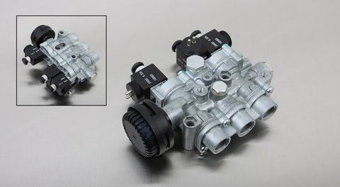 Кран электромагнитный управления подвеской Ecas Man/Renault/Mb/Daf/Iveco 5&ndash;13 bar 2x 4729000017 5010096484 1408137961 фото