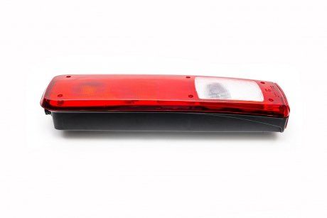 7420802350 20802350 Lampa tylna prawa Renault złącze AMP z boku (MARS TECH | m611261)