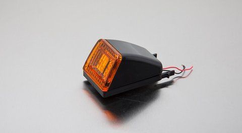 Lampa Oversized VOLVO Fm9/fm10/fm12/fm13/Fh12/fh13/fh16 Lewa/prawa. (Ż&oacute;łty)